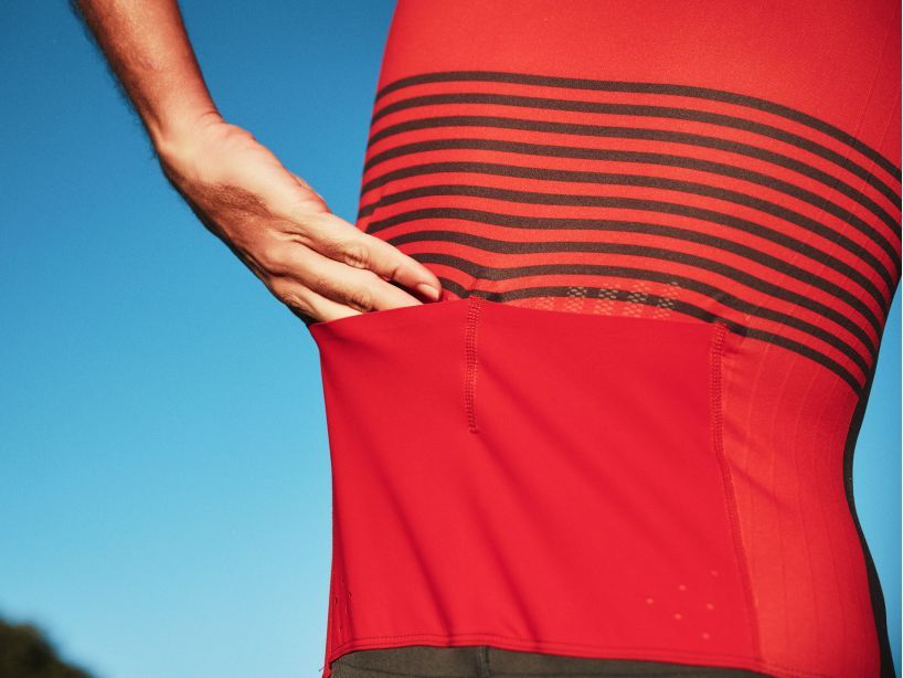 AERO SS TRISUIT M - BLACK/RED